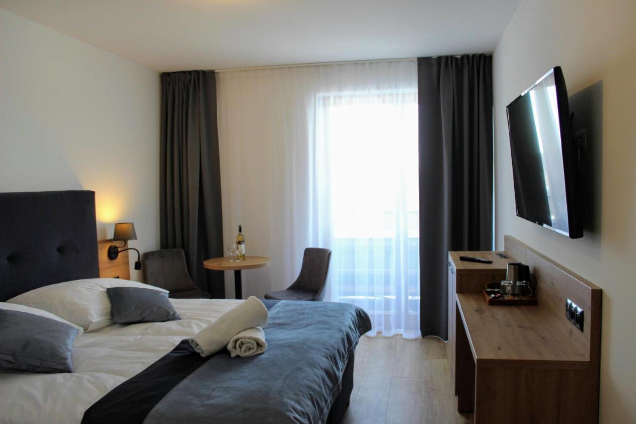 Askana - Basen, Sauny, Jacuzzi * Białka Tatrzańska